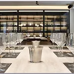 Terra Vinum فندق 3*