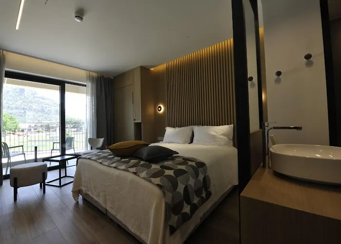 فندق Terra Vinum 3*